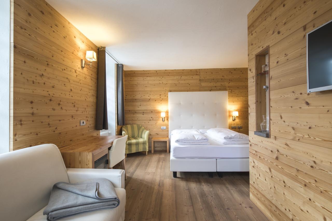 Hotel Costabella Passo San Pellegrino Dış mekan fotoğraf